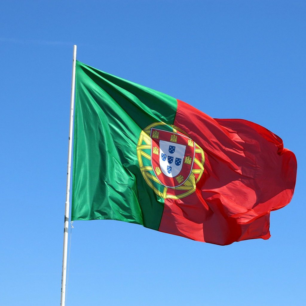Portuguese services, legal drafting, notarisation, legalisation and translations. 